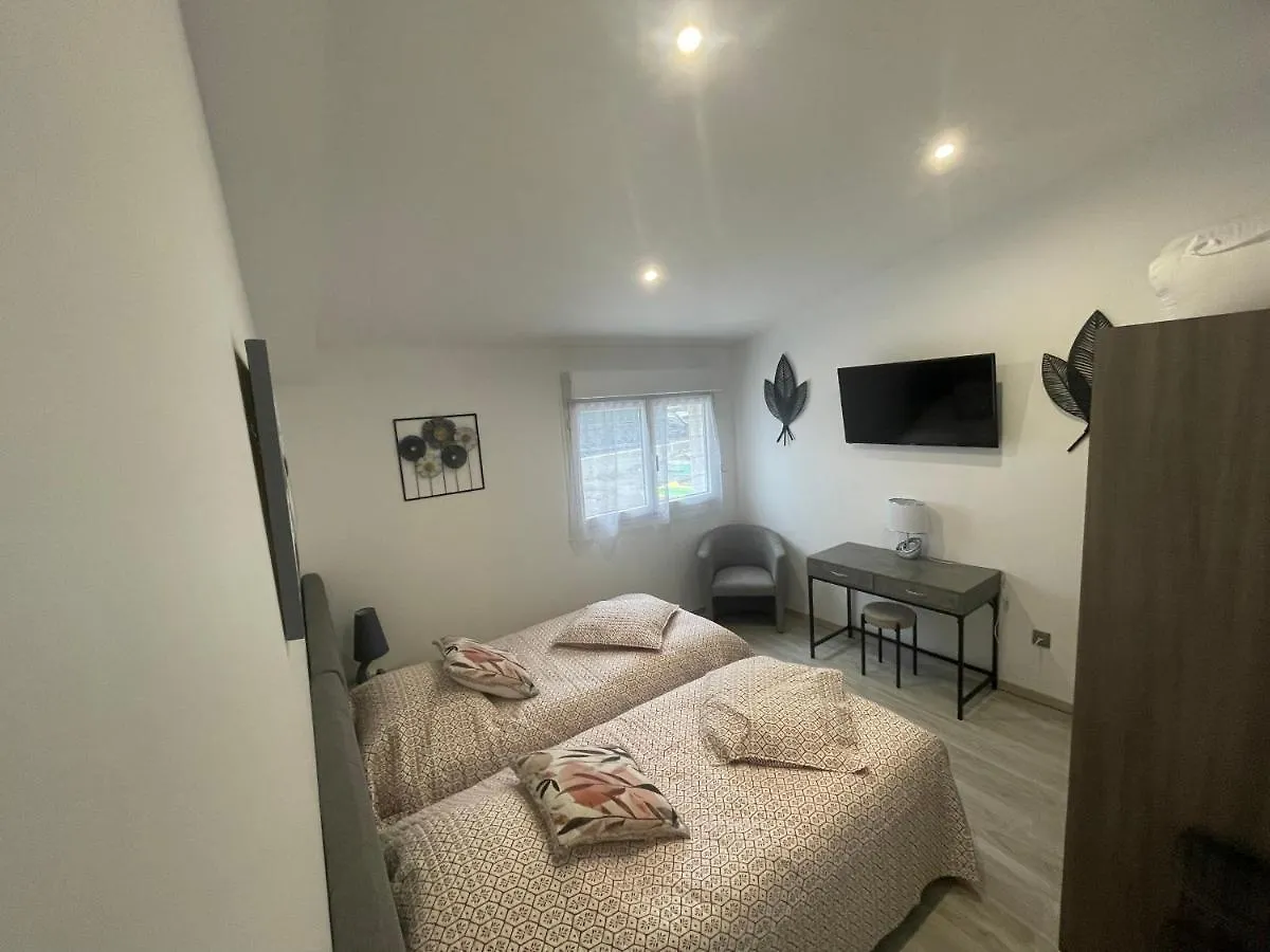 Holiday home Le Miroir Villa Domerat